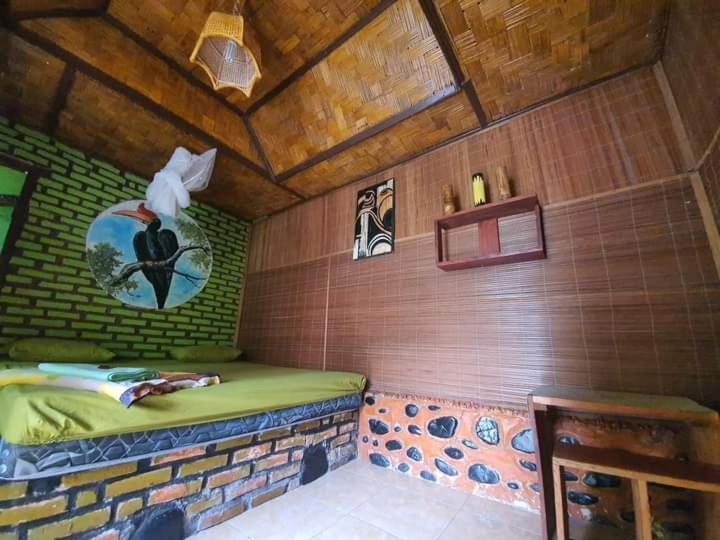 בוקיט לוואנג Lucky Bamboo'Bungalows-Resto And Orangutan Jungle Trekking Tours מראה חיצוני תמונה